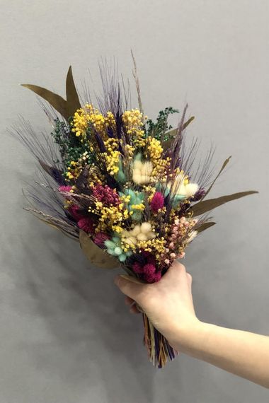 Dried Colored Bridesmaid With Gypsum