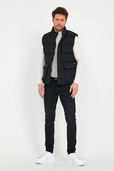 Erkek Cep Detaylı Fermuarlı ve Çıtçıt Kapama Polyester Dolum Siyah Şişme Yelek - fotoğraf 1