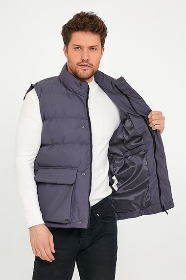 Erkek Cep Detaylı Fermuarlı ve Çıtçıt Kapama Polyester Dolum Gri Şişme Yelek - fotoğraf 3