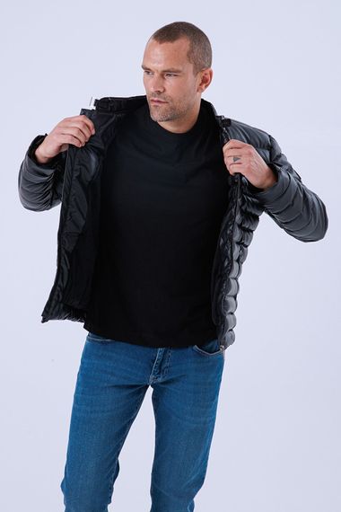 Чорна надувна шкіряна куртка Gavazzi, водонепроникна та вітронепроникна з дубленою коміром - фото 3
