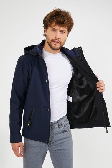 Men's Navy Blue Hooded Water And Windproof Pocket Detailed Softshell Jacket With Shearling Inner - photo 2