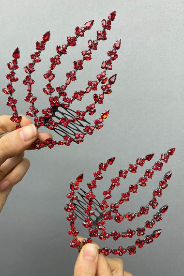 Red Double Sided Leaf Patterned Hair Accessory Henna Crown - photo 1