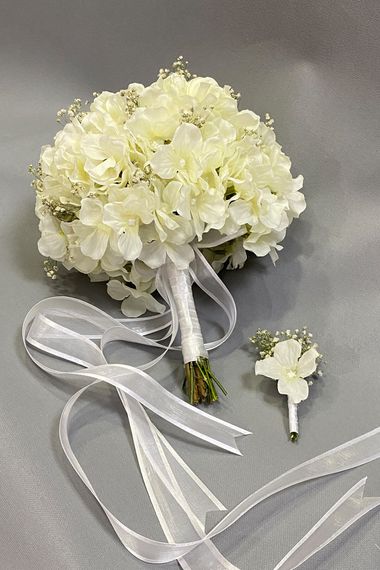 Cream World Model Bride Bouquet with Hydrangea Groom Boutonniere - photo 3