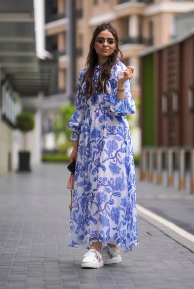 GÖKNUR ARSLAN FLORAL DESENLİ MAVİ ELBİSE - фото 2